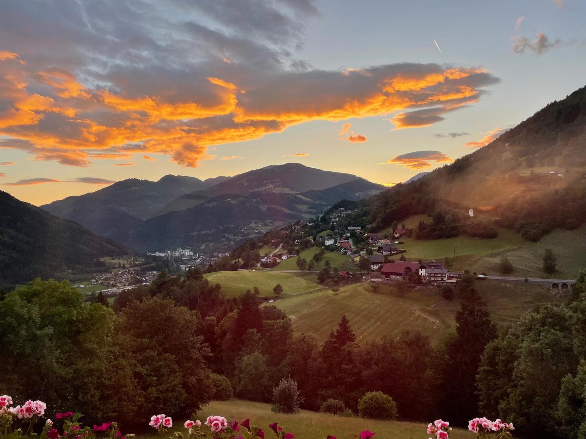 Appartamento Landhaus Schoenblick Radenthein Esterno foto